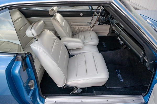 1968 Dodge Charger R/T 426 Hemi