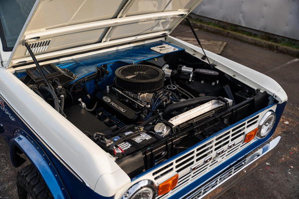 1975 Ford Bronco 302