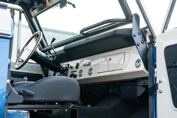 1975 Ford Bronco 302