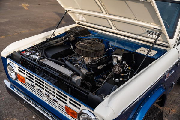 1975 Ford Bronco 302